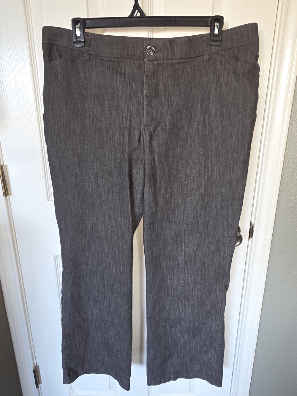 Lee Men's Charcoal Dress Pants